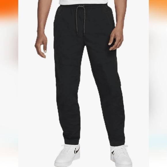 Nike Sportswear Tech Essentials men's lined commuter pants - black - Picture 1 of 11